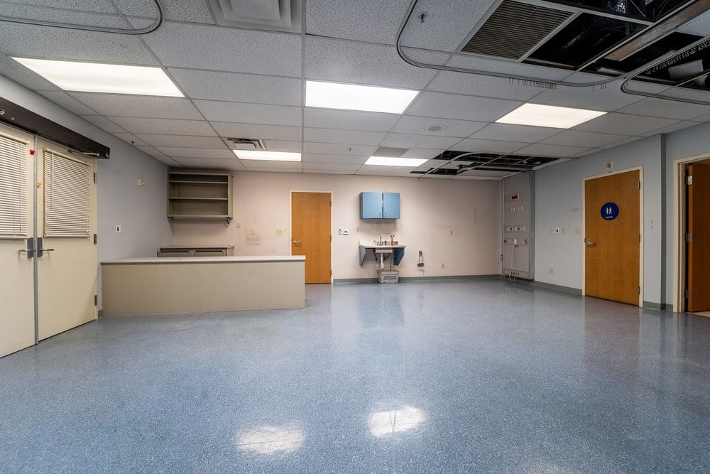 Veterans Affairs Outpatient Clinic: 351 Hartnell Ave, Redding, CA 96002